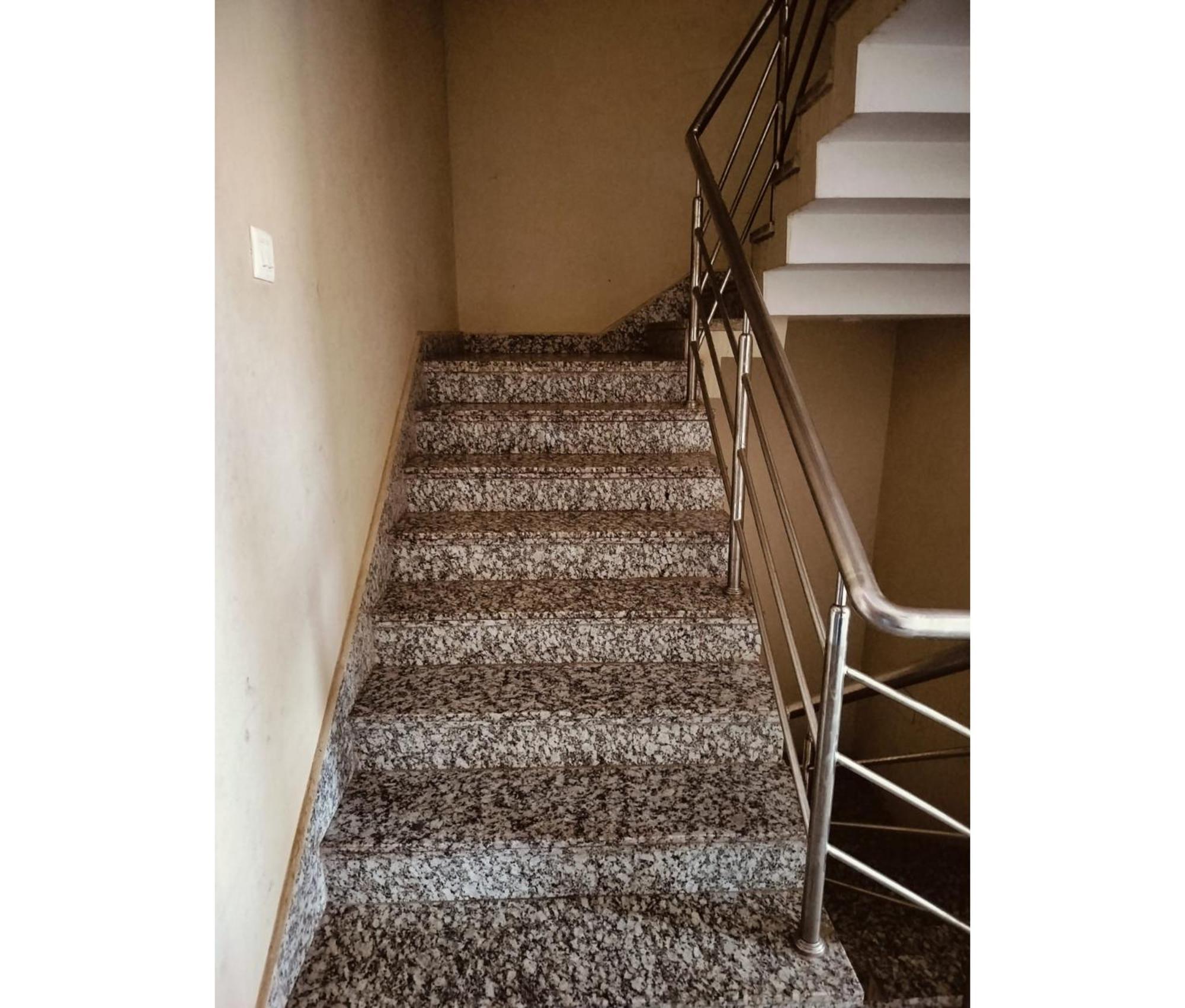Mor Uk Palace- Lift-facilities-near Sea Selling & Choice Of Travellers Puri
