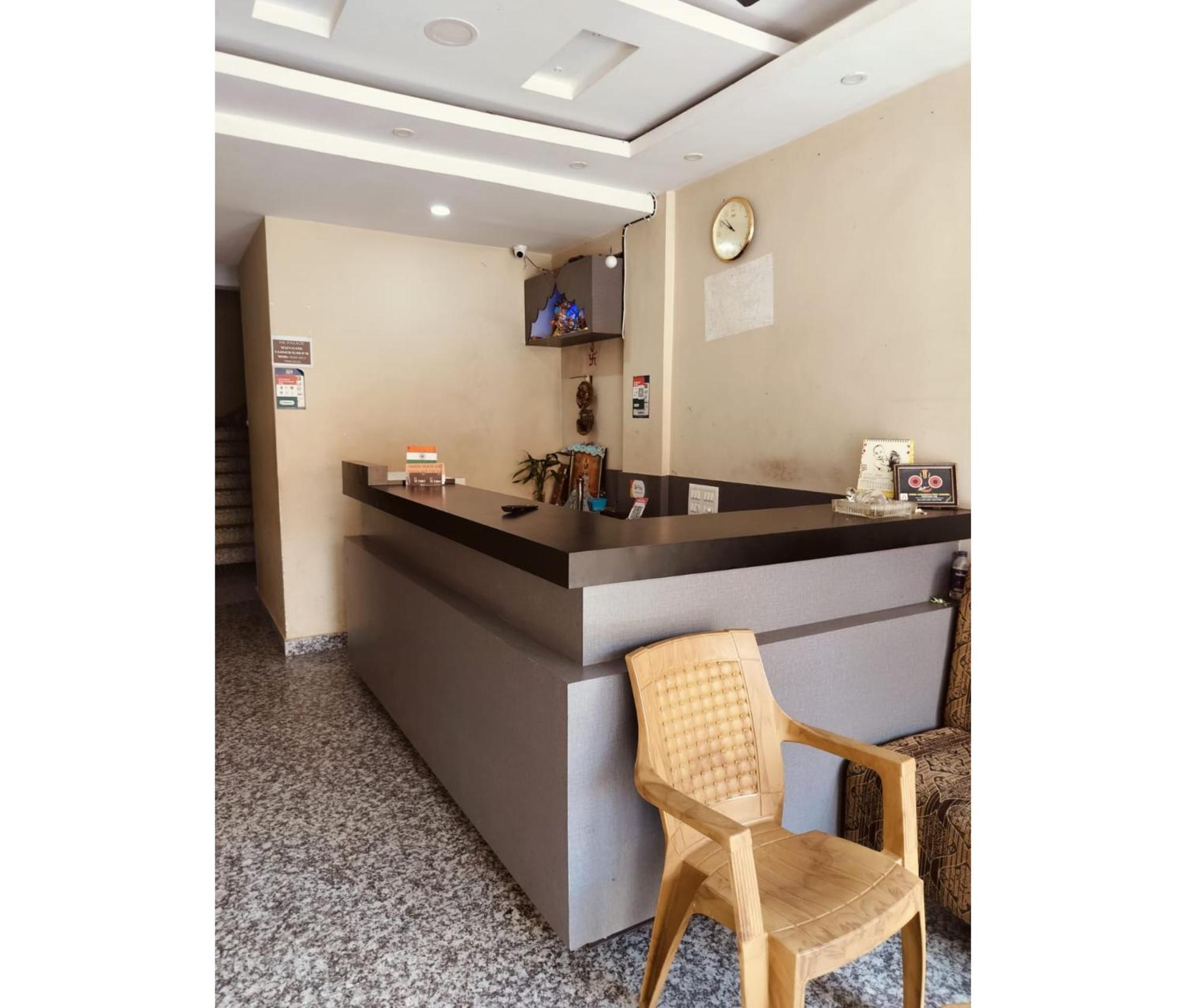 Mor Uk Palace- Lift-facilities-near Sea Selling & Choice Of Travellers 3* Puri